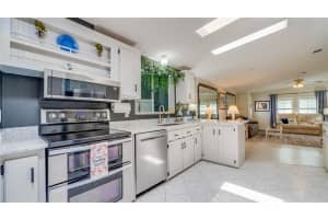 247 LAKESIDE DRIVE, NORTH FORT MYERS, FL 33903 - MLS#MFRC7512204