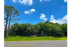 18733 LAKE WORTH BOULEVARD, PORT CHARLOTTE, FL 33948 Sold 10/28/25