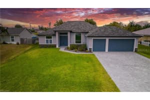 459 2ND PLACE, CAPE CORAL, FL 33909 - MLS#MFRC7512242