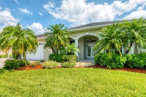 2511 PEBBLE CREEK PLACE, PORT CHARLOTTE, FL 33948 - MLS#MFRC7512286