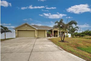 13536 Ainsworth Ln, PORT CHARLOTTE