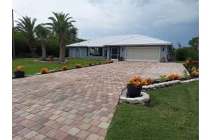 17026 EDGEWATER DRIVE, PORT CHARLOTTE, FL 33948 - MLS#MFRC7512354