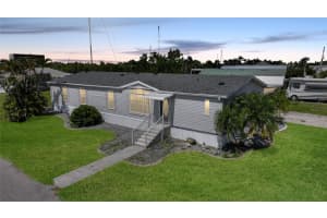 605 Tahiti Ct, PUNTA GORDA