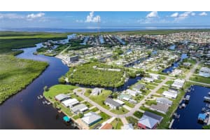 605 TAHITI COURT, PUNTA GORDA, FL 33950 - MLS#MFRC7512368