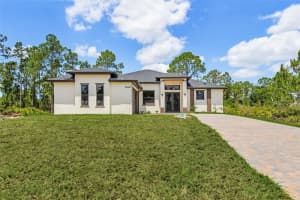 956 Columbus Blvd S, LEHIGH ACRES