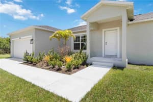 11105 MAGDALENA AVENUE, ENGLEWOOD, FL 34224 - MLS#MFRC7512536