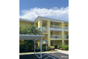 2140 Heron Lake Dr #202, PUNTA GORDA