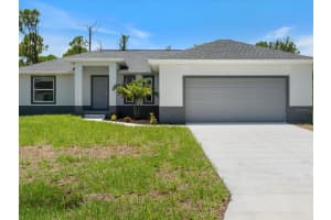 14349 MCFARLAND AVE, PORT CHARLOTTE, FL 33981 - MLS#MFRC7512760