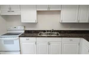 2524 CONGRESS STREET, FORT MYERS, FL 33901 - MLS#MFRC7512780