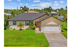 3021 Palm Dr, PUNTA GORDA