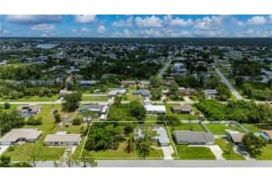 542 Lakehurst Ave Nw, PORT CHARLOTTE