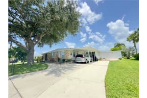 580 FAIRMOUNT DRIVE, NORTH PORT, FL 34287 - MLS#MFRC7512847