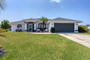 32 OAKLAND HILLS COURT, ROTONDA WEST, FL 33947 - MLS#MFRC7512877