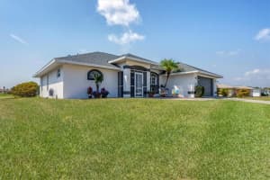 32 OAKLAND HILLS COURT, ROTONDA WEST, FL 33947 - MLS#MFRC7512877