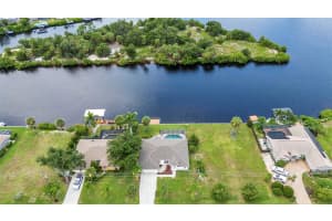 3206 LAKE VIEW BOULEVARD, PORT CHARLOTTE, FL 33948 - MLS#MFRC7512892