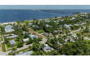717 MARION AVENUE, PUNTA GORDA, FL 33950 - MLS#MFRC7512893