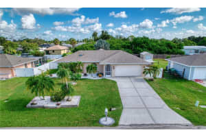 22448 Lacombe Ave, PORT CHARLOTTE