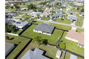 209 10TH PLACE, CAPE CORAL, FL 33991 - MLS#MFRC7512932