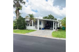 2100 KINGS HIGHWAY, PORT CHARLOTTE, FL 33980 Sold 09/12/25