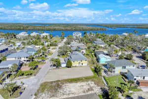 144 HERCULES DRIVE, FORT MYERS BEACH, FL 33931 - MLS#MFRC7512971