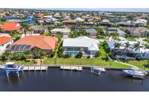 2129 CHARLOTTE AMALIE COURT, PUNTA GORDA, FL 33950 - MLS#MFRC7513050