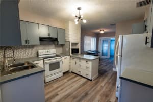 3311 DOUGLAS STREET, TAMPA, FL 33607 - MLS#MFRC7513090