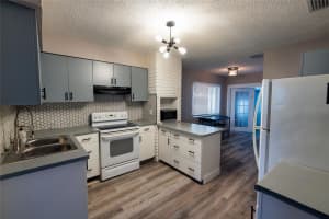 3311 DOUGLAS STREET, TAMPA, FL 33607 - MLS#MFRC7513090