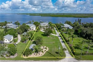 27363 DUTCH AVENUE, PUNTA GORDA, FL 33982 - MLS#MFRC7513098