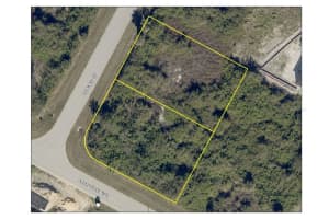 7202 DOOLEY STREET, PORT CHARLOTTE, FL 33981 Sold 09/04/25