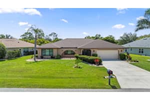 150 Uruguay Dr, PUNTA GORDA