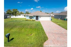 1203 Desmond St, PORT CHARLOTTE