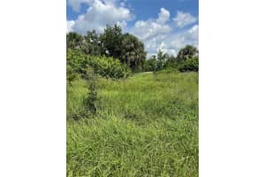 18286 VAN NUYS CIRCLE, PORT CHARLOTTE, FL 33948 - MLS#MFRC7513385