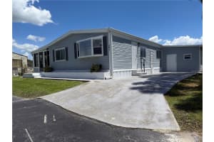 1000 KINGS HIGHWAY, PORT CHARLOTTE, FL 33980 Sold 10/02/25