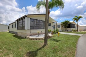 2100 KINGS HIGHWAY, PORT CHARLOTTE, FL 33980 Sold 03/27/26