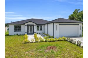 535 Azalea Ave Nw, PORT CHARLOTTE