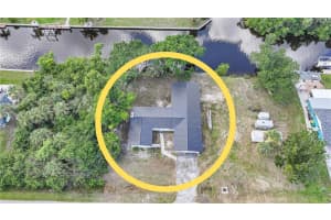 801 Marlin Dr, PUNTA GORDA
