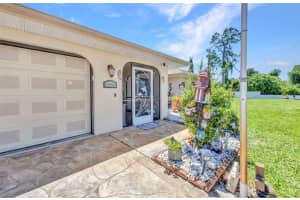 2298 Cedarwood St, PORT CHARLOTTE