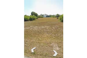 110 WRIGHT DRIVE, ROTONDA WEST, FL 33947 - MLS#MFRC7513522