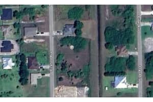 429 PICKFORD AVENUE, LEHIGH ACRES, FL 33974 Sold 09/22/25