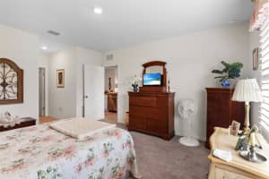 5888 ARLINGTON RIVER DRIVE, LAKELAND, FL 33811 - MLS#MFRC7513578