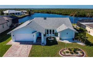 4203 SURFSIDE COURT, PORT CHARLOTTE, FL 33948 - MLS#MFRC7513585