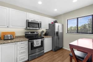 5503 ASHTON WAY, SARASOTA, FL 34231 - MLS#MFRC7513683