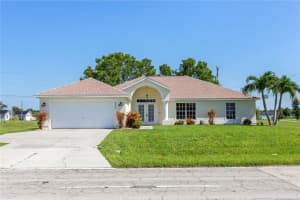 2217 Kismet Pkwy E, CAPE CORAL