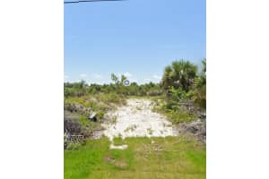 8528 SANTA CRUZ DRIVE, PORT CHARLOTTE, FL 33981 - MLS#MFRC7513705