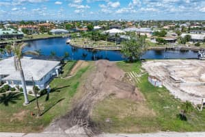 174 CRESCENT DRIVE, PUNTA GORDA, FL 33950 - MLS#MFRC7513726