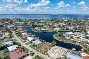174 CRESCENT DRIVE, PUNTA GORDA, FL 33950 - MLS#MFRC7513726