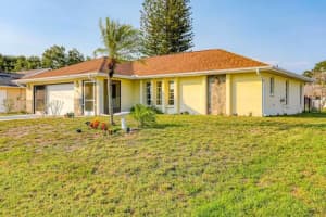 285 MARK TWAIN LANE, ROTONDA WEST, FL 33947 - MLS#MFRC7513749
