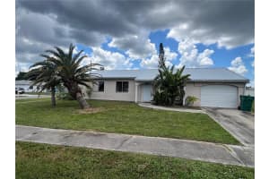 334 AYLESBURY LANE, PORT CHARLOTTE, FL 33952 - MLS#MFRC7513778