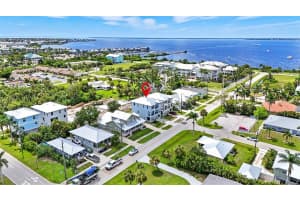930 OLYMPIA AVENUE, PUNTA GORDA, FL 33950 - MLS#MFRC7513822