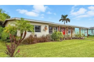 2804 STARLITE LANE, PORT CHARLOTTE, FL 33952 Sold 10/01/25